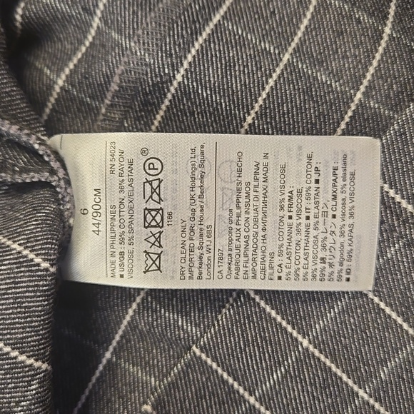 Banana Republic grey & white grid check short length skirt, size 6 - Picture 8 of 8